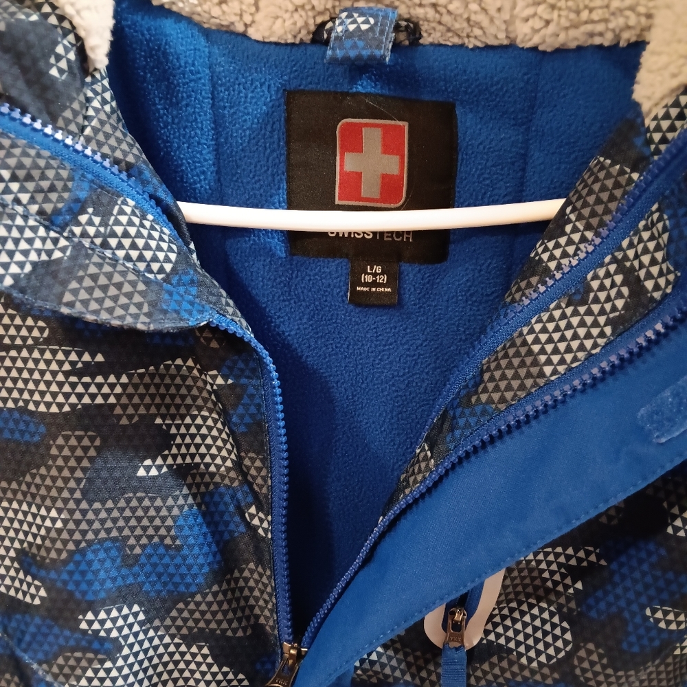 Boys winter coat , Size 10-12 , blue and grey. Excellent condition - Picture 4 of 5